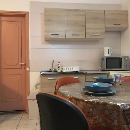 Kishegyesi Apartman