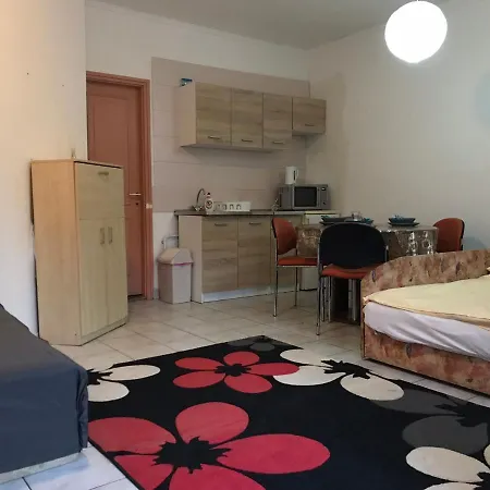 Apartament Kishegyesi Apartman *