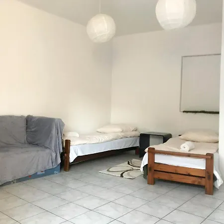 Kishegyesi Apartman *